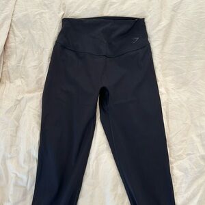 Gym shark leggings